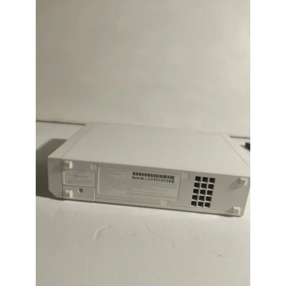Nintendo Wii Console And Chord, Sensor Bar (No AV Cord) TESTED